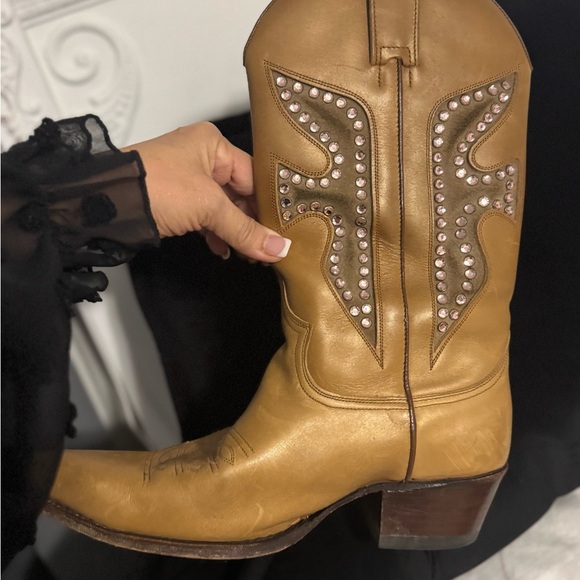 Frye Daisy Duke pink sequin cowgirl boots - Picture 5 of 9